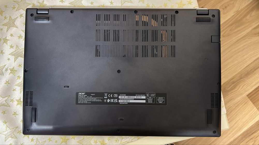 Laptop Acer Aspire A515-56-50QN