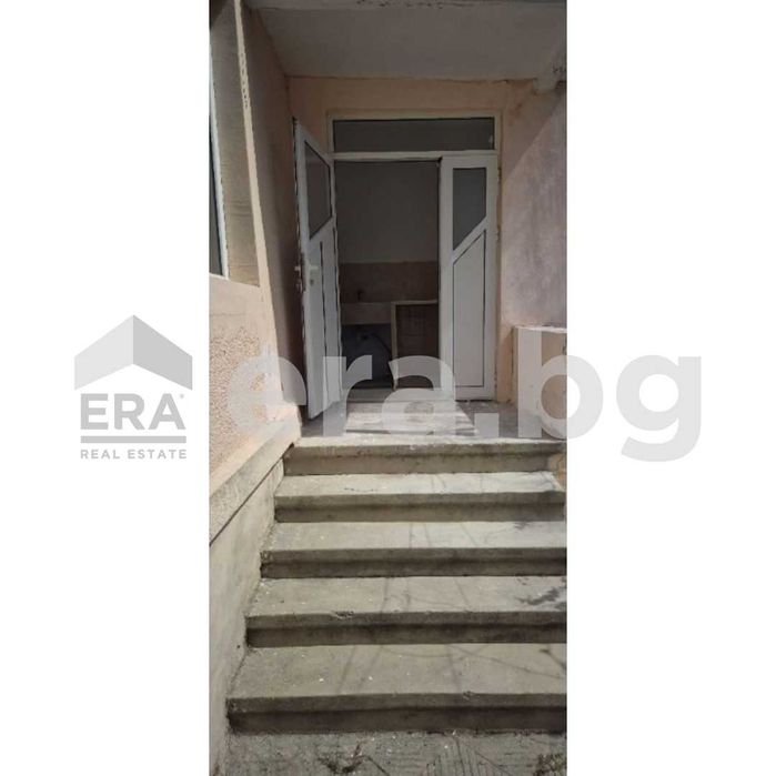 Къща на два етажа в кв."Аспарухово"