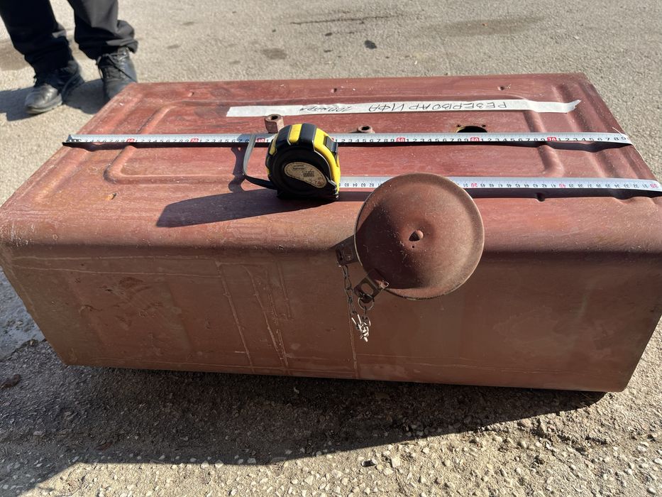 Продавам резервоар за ифа 100 л