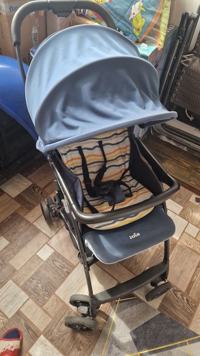 Коляска детская Joie синий