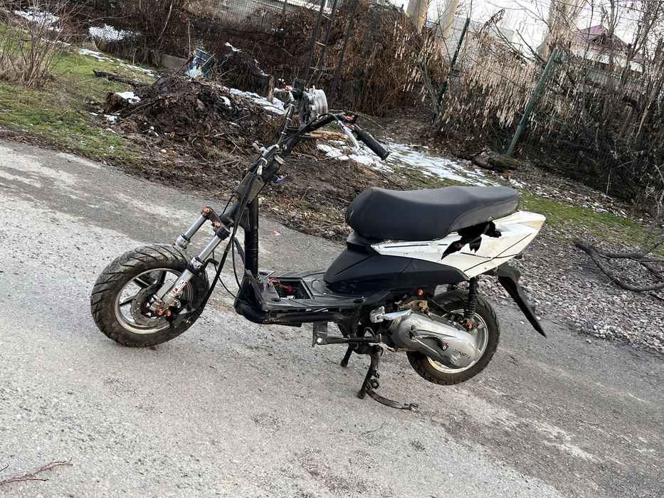 Продам скутер gts