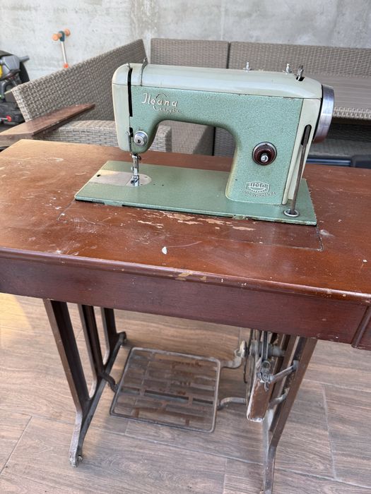 Masina de cusut Ileana
