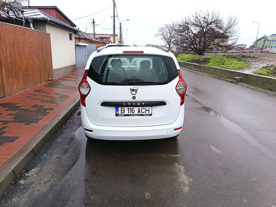 Dacia Lodgy 1 5 dci  110 cai
