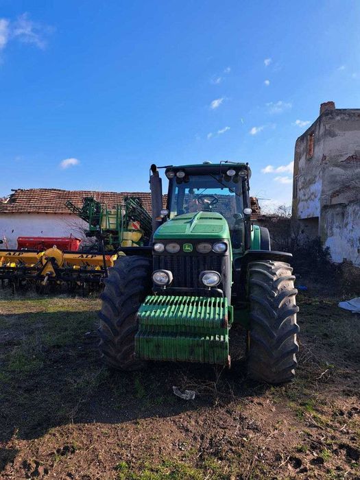 Трактор John-Deere 8430