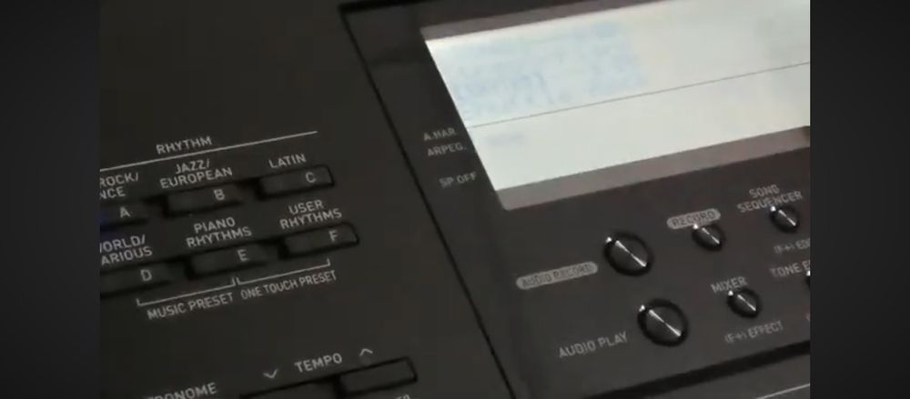 Sentizator Casio WK 7600 sotiladi