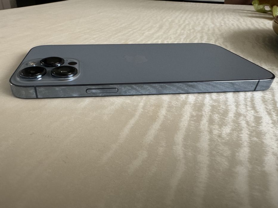 Продам iphone 13 pro max