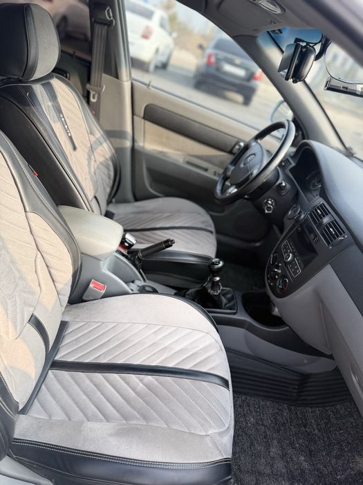 Срочно продается автомобиль Gentra