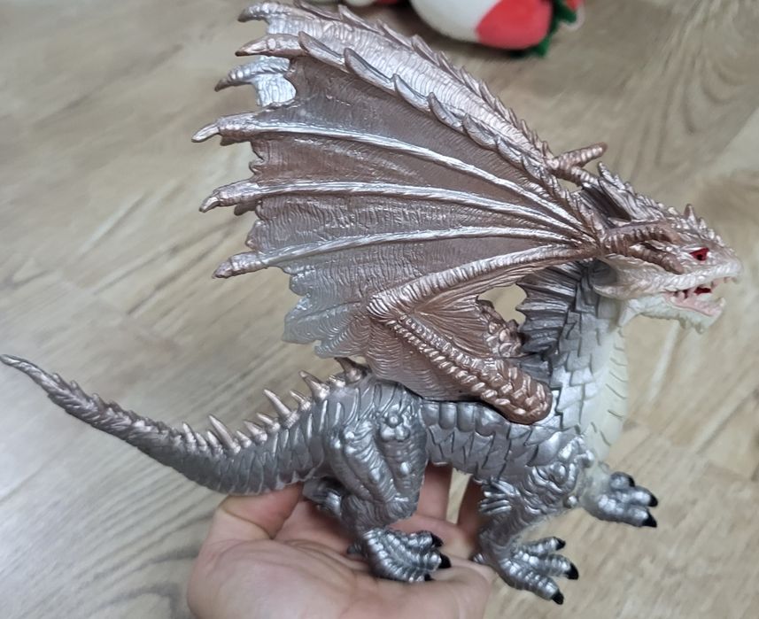 Дракон фигурка серебристый