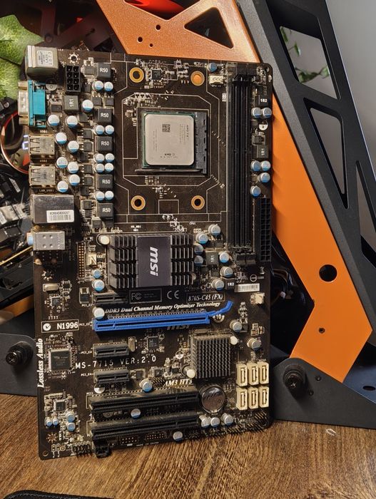 Placă de bază MSI 870S-C45 (FX) + procesor AMD FX-6100 – Funcționale