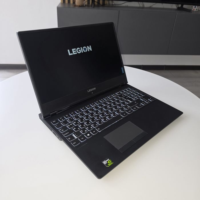 Lenovo Y530 laptop