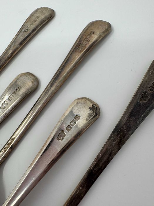 Set 5 linguri din argint marcat – Anglia – 65,83 g