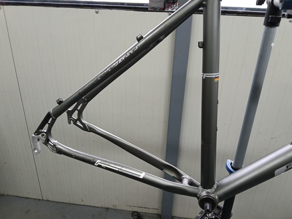 Cadru bicicleta 26" aluminiu prindere disc