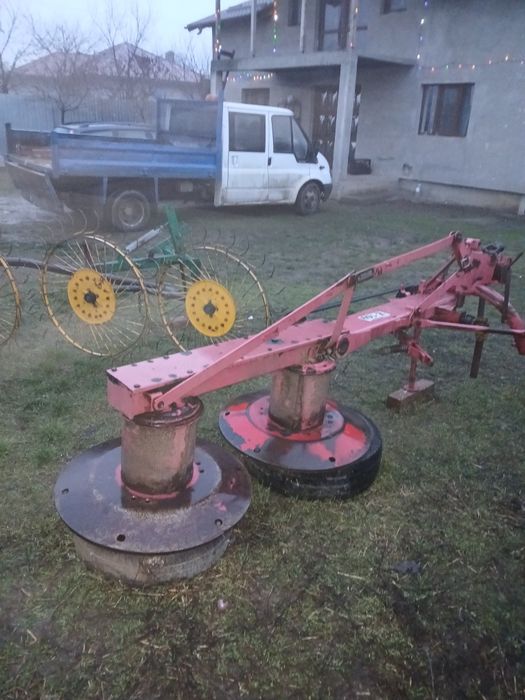 Vand  costisitoare  tractor  165