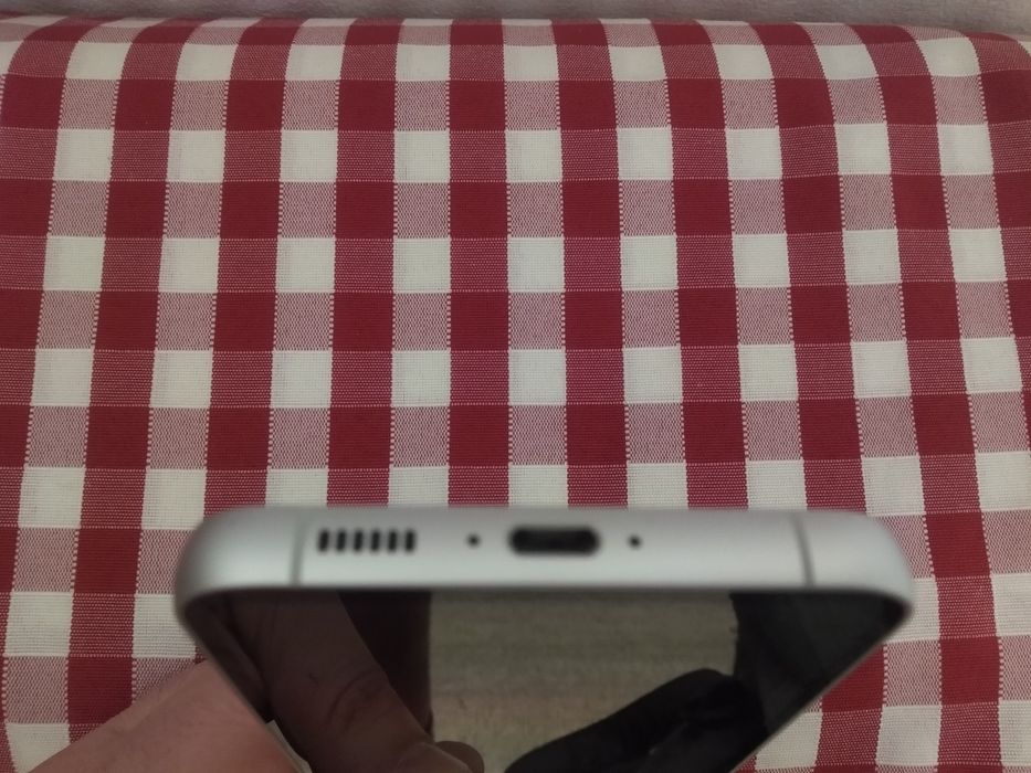 Samsung Galaxy S23 FE MINT
