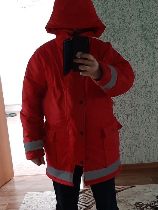 Продам зимние комбинезоны