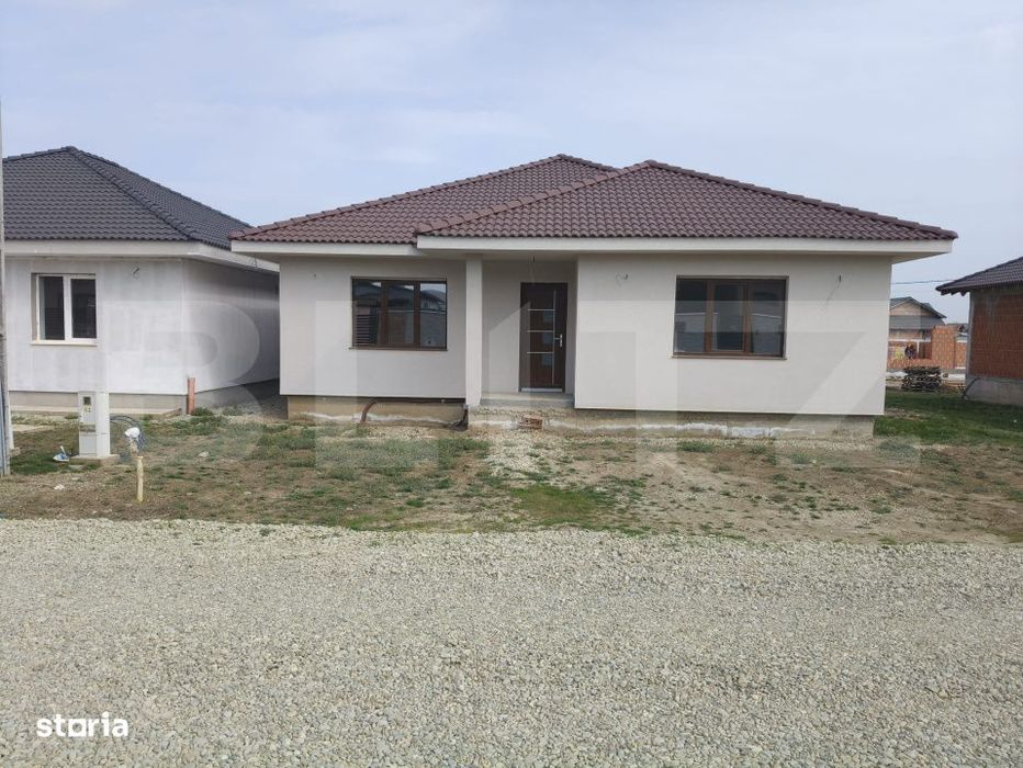 De vanzare casa Santandrei pe un singur nivel intr-o zona linistita