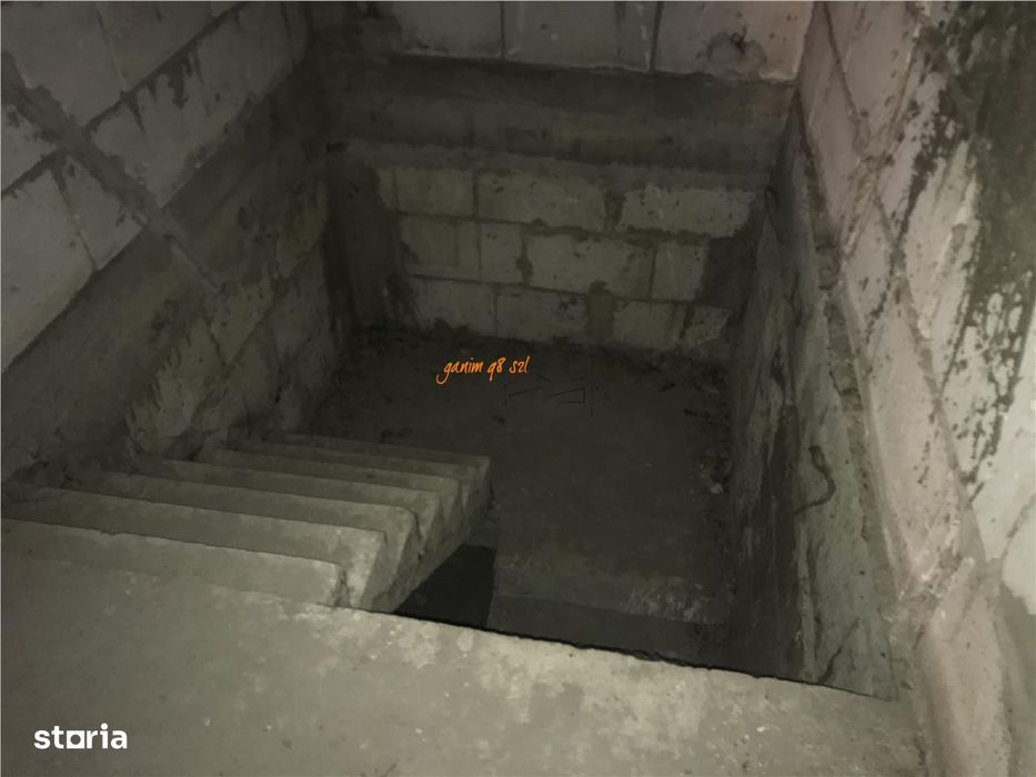 Casa de vanzare in Golesti, parter si etaj , 220 mp construiti , teren