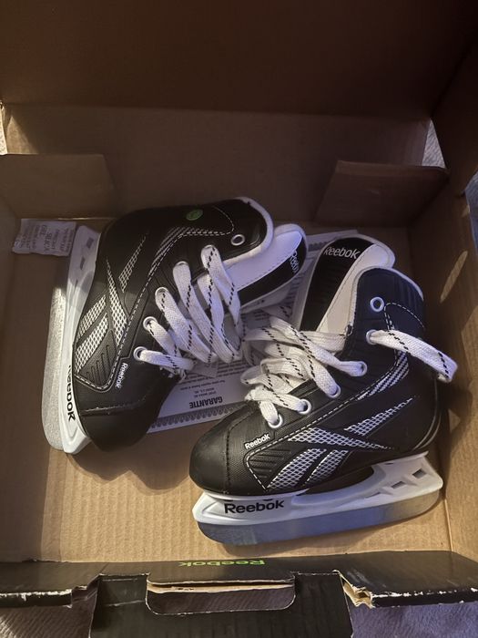 Продам коньки детские