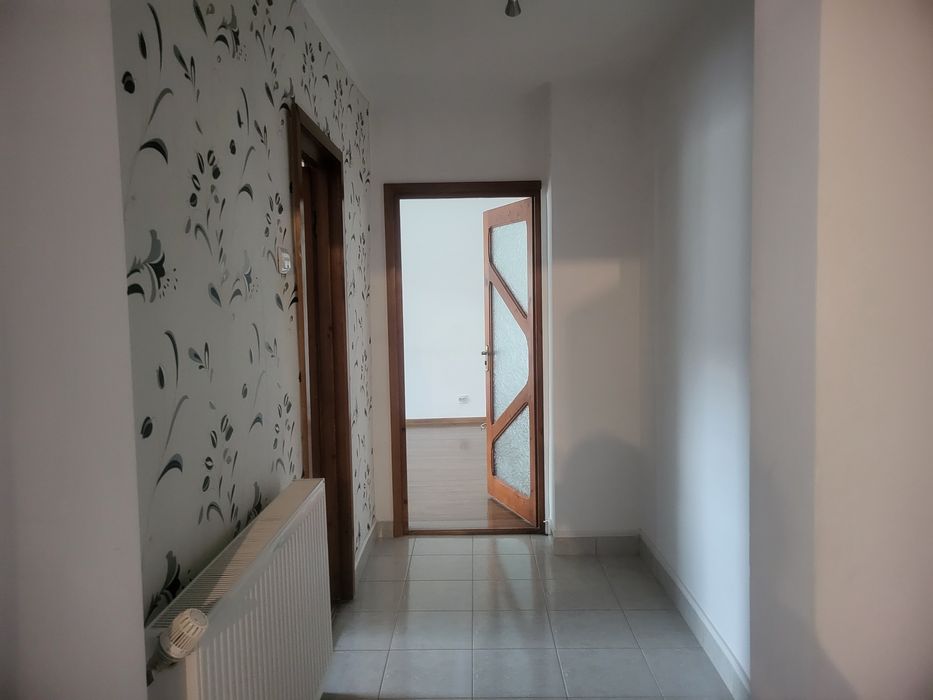 Apartament 2 cam, nemobilat, Carpați – disponibil imediat, termen lung