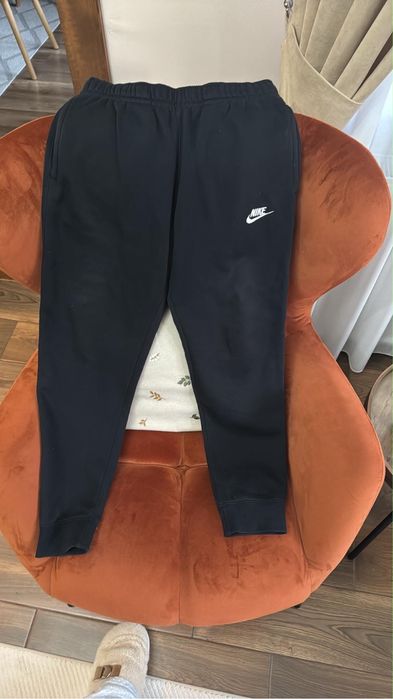 Pantaloni Nike