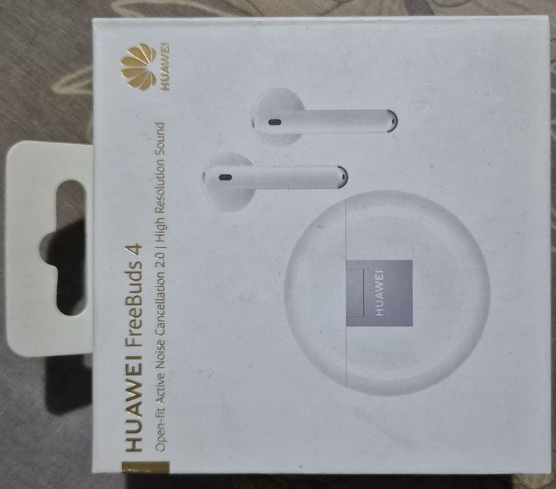 Продам наушники Huawei freebuds 4