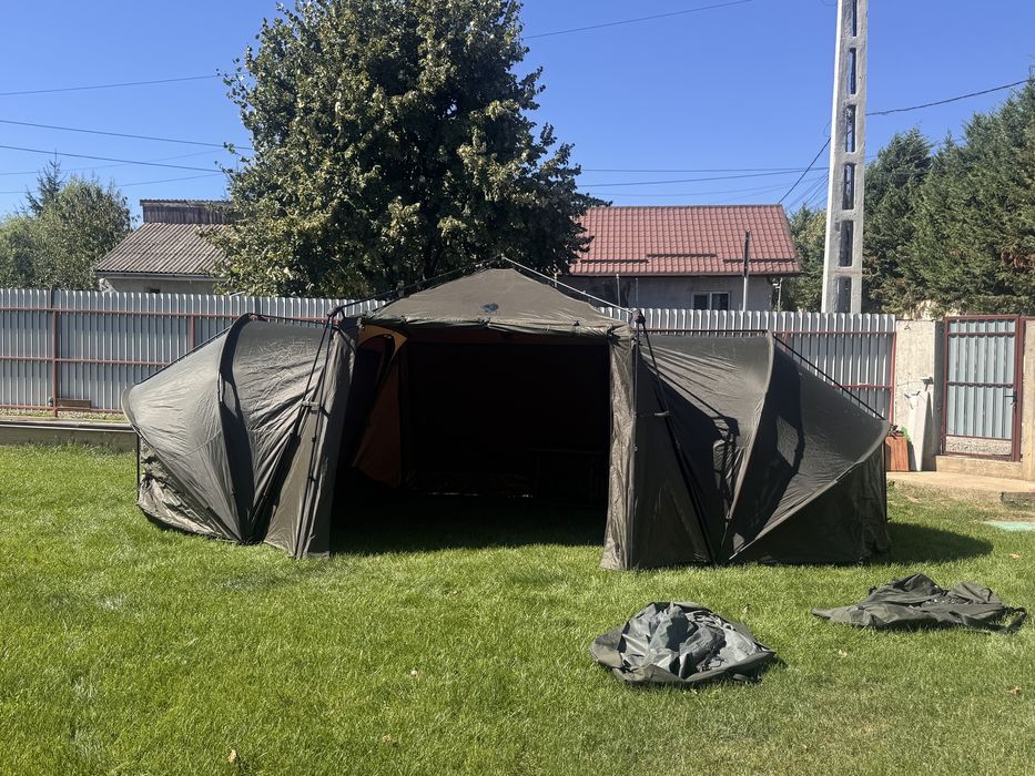 Cort nash basecamp Gazebo