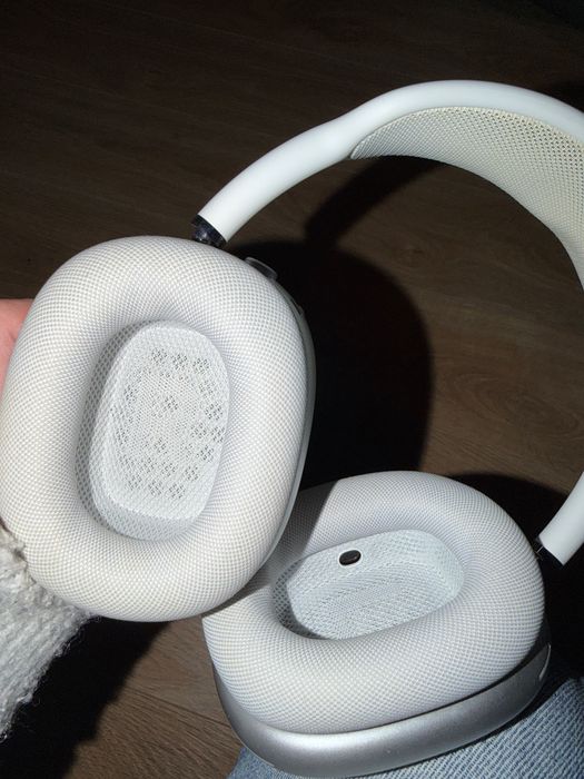 Airpod max 1 почти чисто нови
