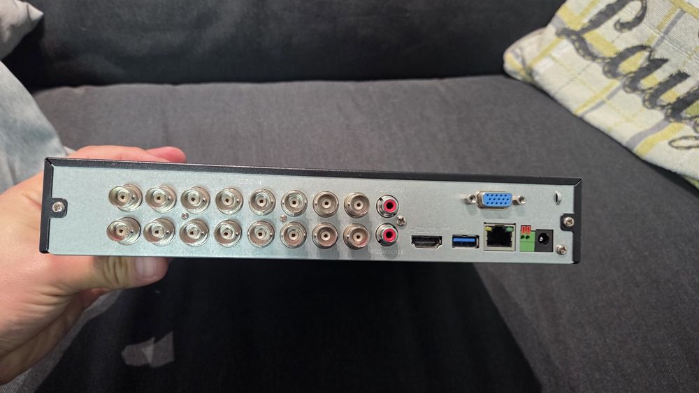 Dvr Dahua 16 canale + video balun