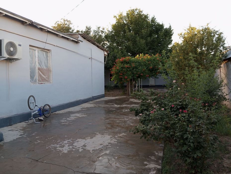 Ховли сотилади 6 сотих 6 хона