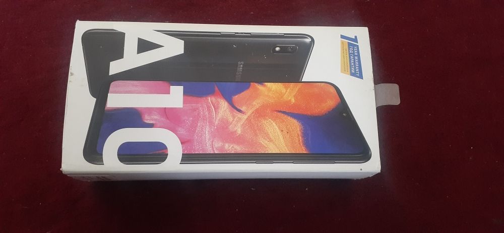 samsung a10 sotiladi