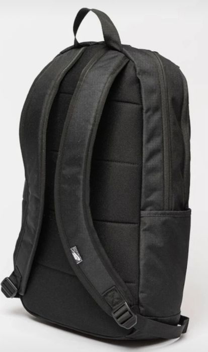Rucsac nou Nike cu etichetă