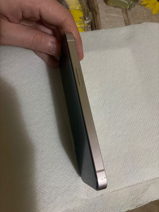 iPhone 13 pink in stare buna