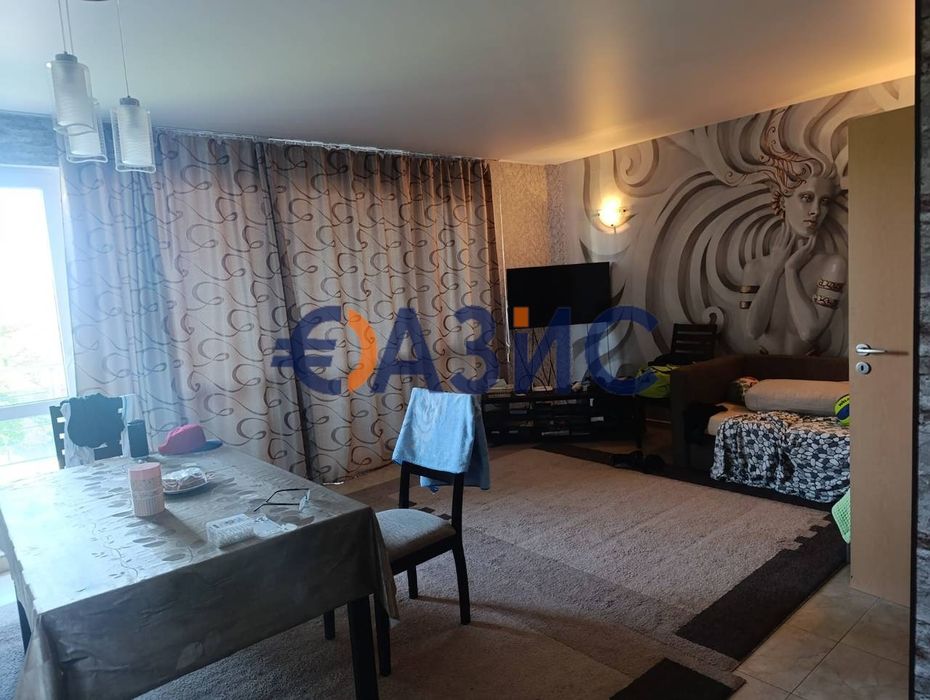 Апартамент с 2 спални в жилищна сграда в Несебър, България, 105 кв. м,