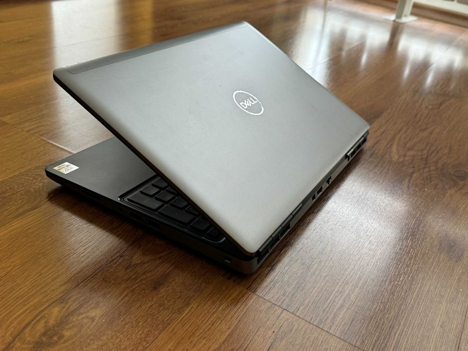 15.6' Full HD Core i9-10885H DELL Precision 7550 - 32GB DDR4/512GB NVMe/RTX 3000 6GB/Бат 6ч