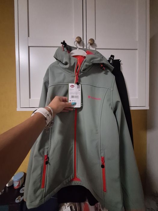 Geaca fete impermeabila