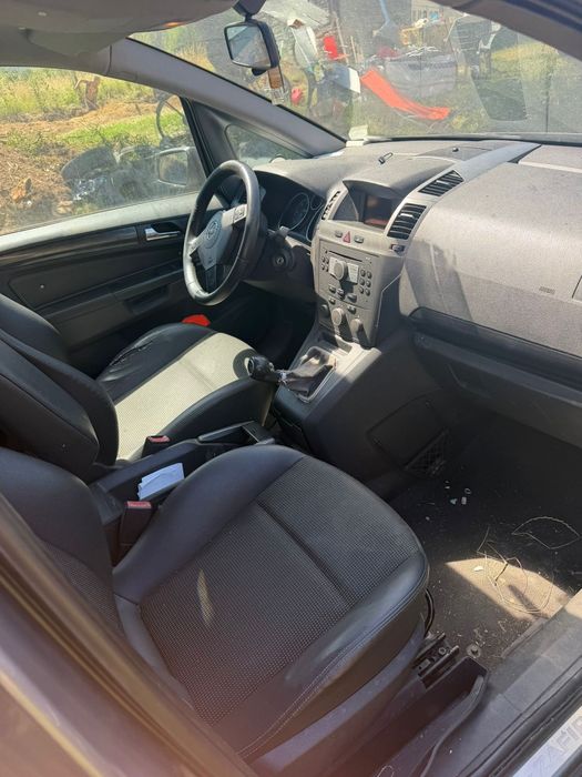 Opel Zafira 1.9 tdi   7 locuri