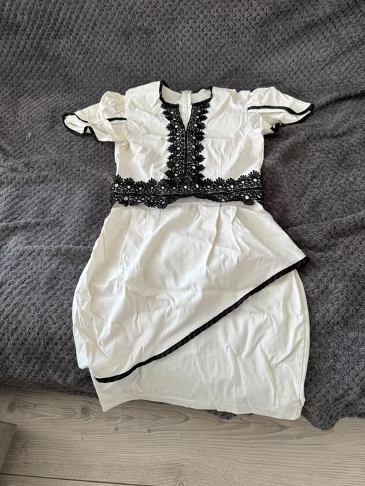 Дамски рокли размер S