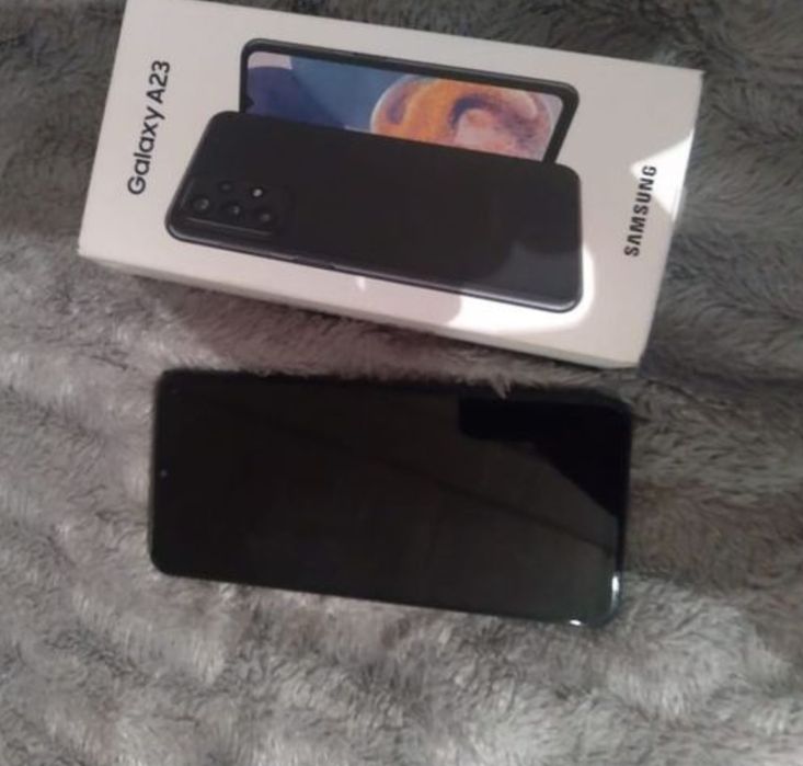 Продам телефон самсунг