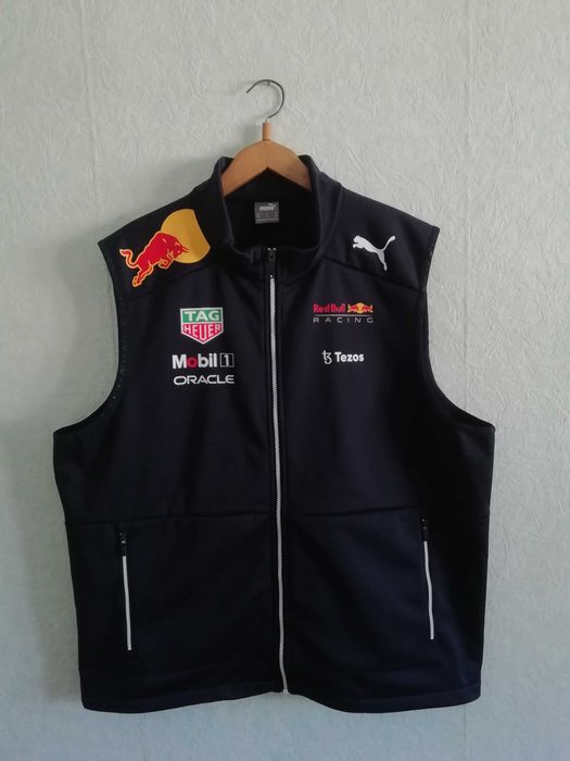 Puma F1 Red Bull Racing Team Gilet Formula One оригинална нова жилетка