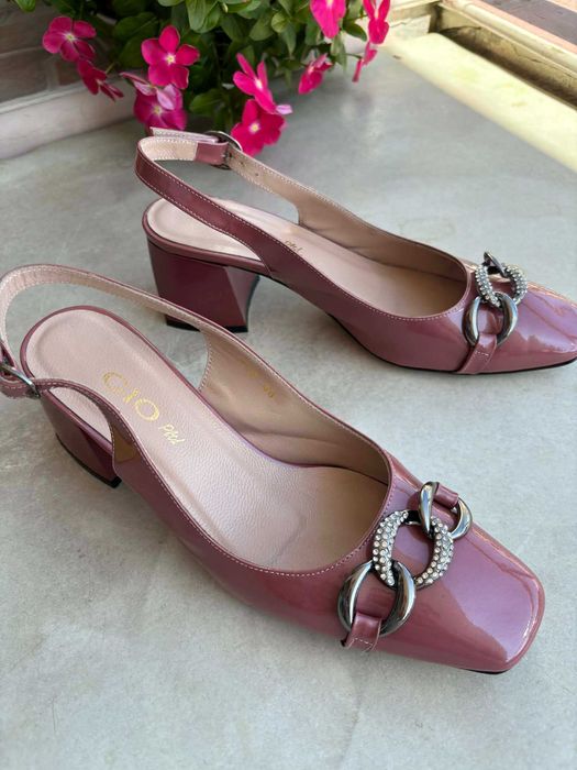 Обувки от естествена кожа