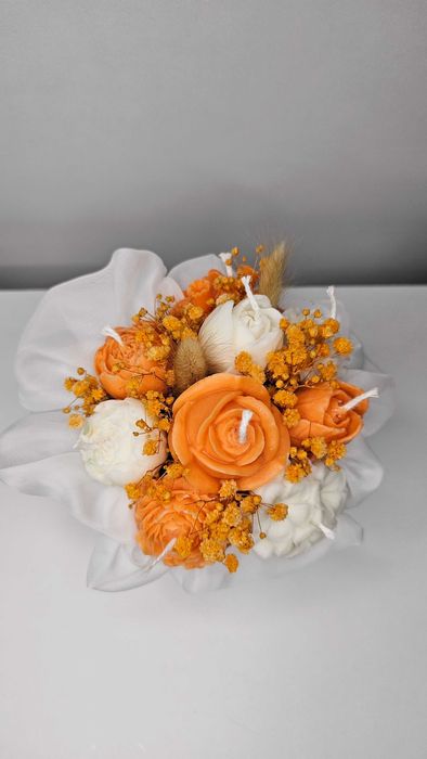 Букет от соеви свещи