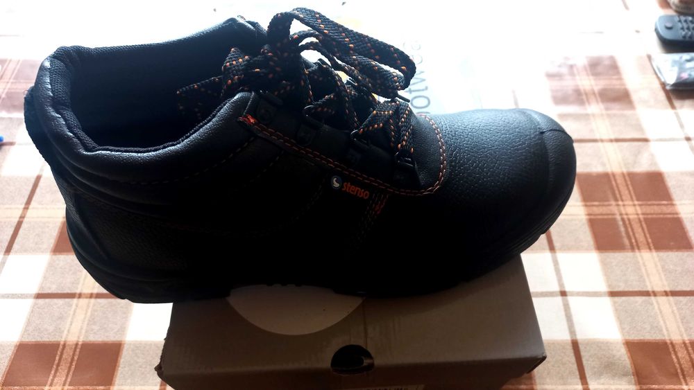 Работни обувки 43н.