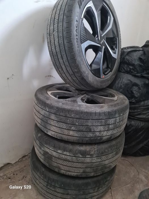 Продам 4 колеса в сборе