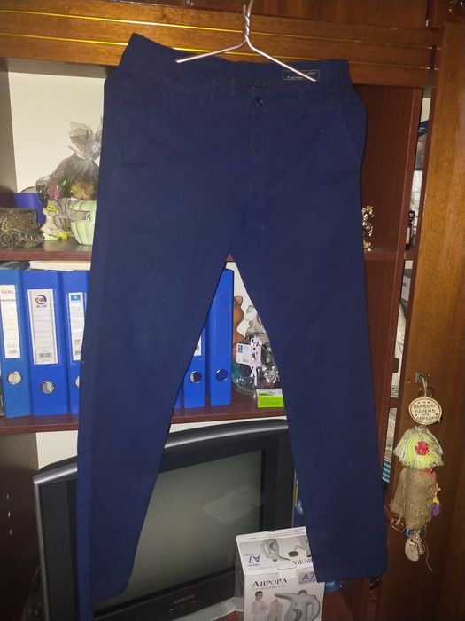 Продам подрастковую одежду на мальчика 11-12 лет