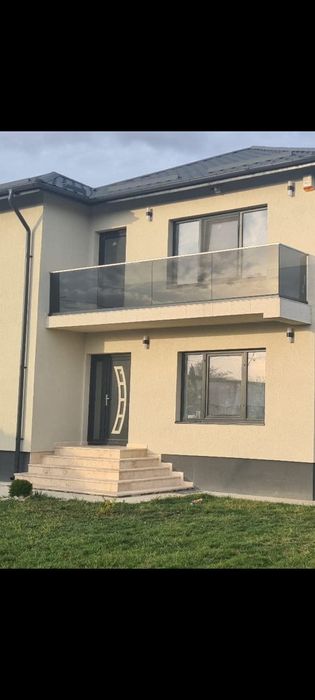 Porți jaluzea , tablă decupată , balustradă inox