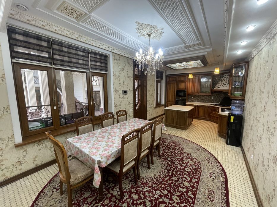 Ipakchi hovli sotiladi 4.10