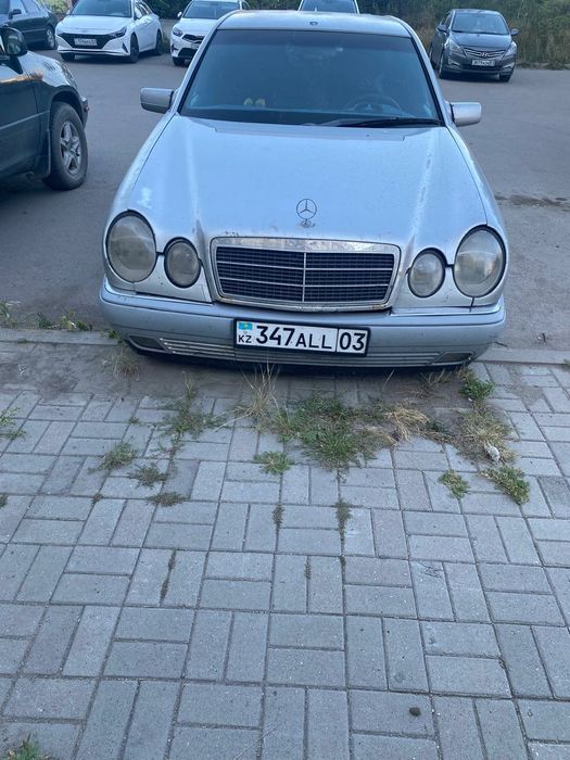 Продам мерседес W210