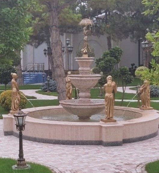 Фантан из травертин гранит  майолика и золотые серебро покраски