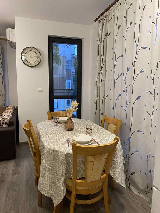 Дава се под наем Двустаен апартамент в Пловдив, Тракия - 70 кв.м за 425 € - Снимка #2