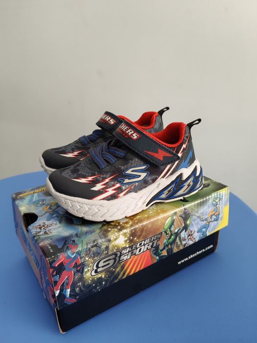 Încălțări copii skechers cu lumini 21